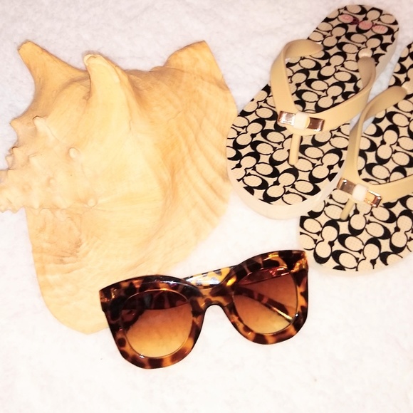 Restock🎉HP Boutique Tortoise Oversized Sunglasses - Picture 3 of 8